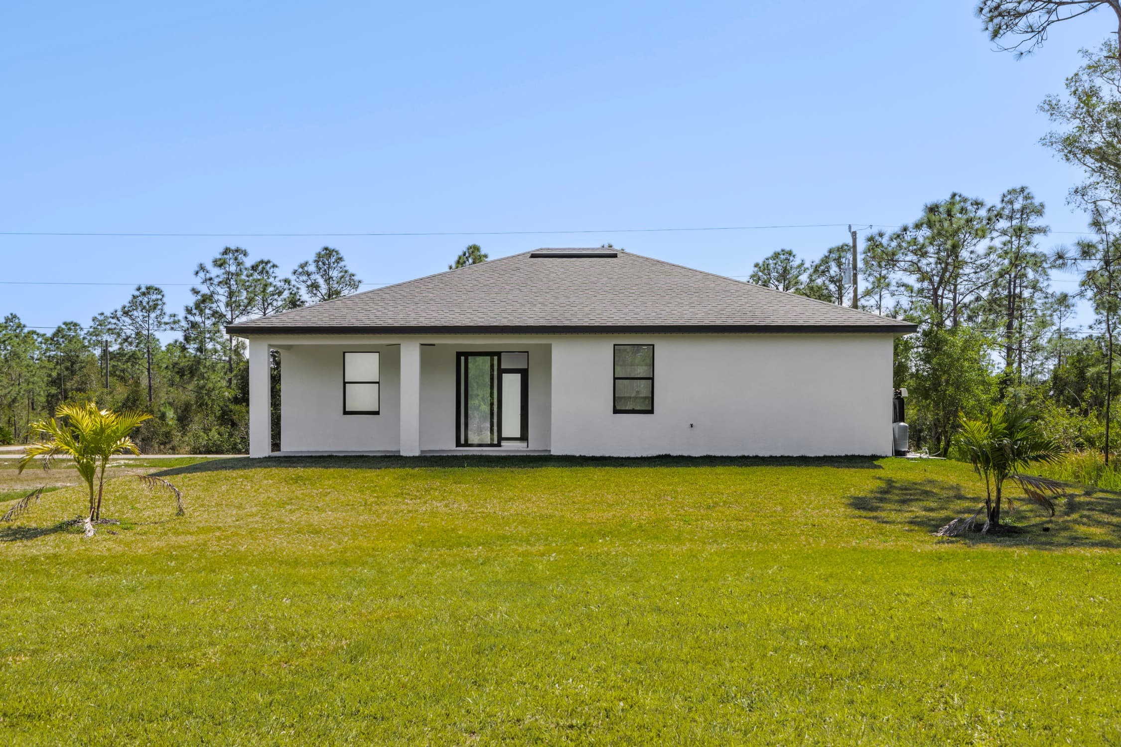 Fort Myers 615 Addison St – 067